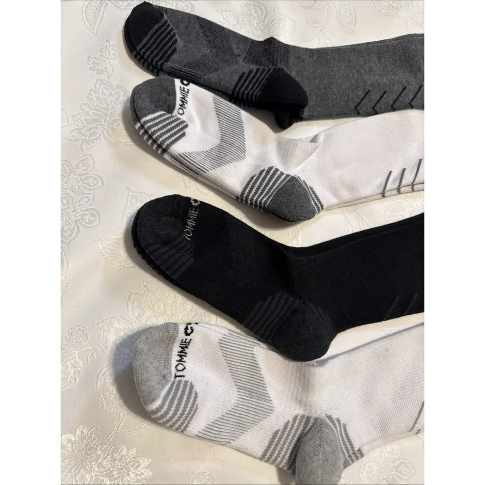 Tommie Copper 4 Pack SnugStay Knee High Compression Socks Black White Medium